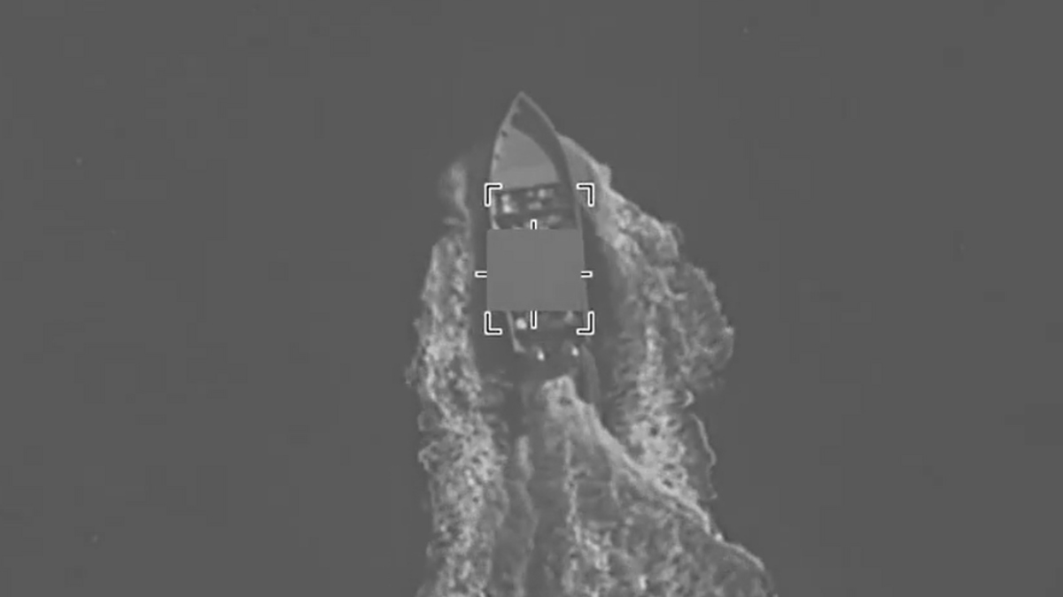 ΗΠΑ: Οκτώ νεκροί σε πλήγματα εναντίον τριών πλοίων που εμπλέκονταν σε “διακίνηση ναρκωτικών” (βίντεο)