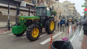 Σε τροχιά κινητοποιήσεων και αγώνα αγροτοκτηνοτρόφοι της Κρήτης – Δήμαρχοι στηρίζουν τους αγώνες τους