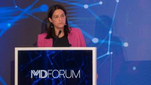 Κεραμέως στο 4ο Εργασιακό Συνέδριο: Να συνδυάσουμε την Τεχνητή Νοημοσύνη με τον ανθρώπινο παράγοντα