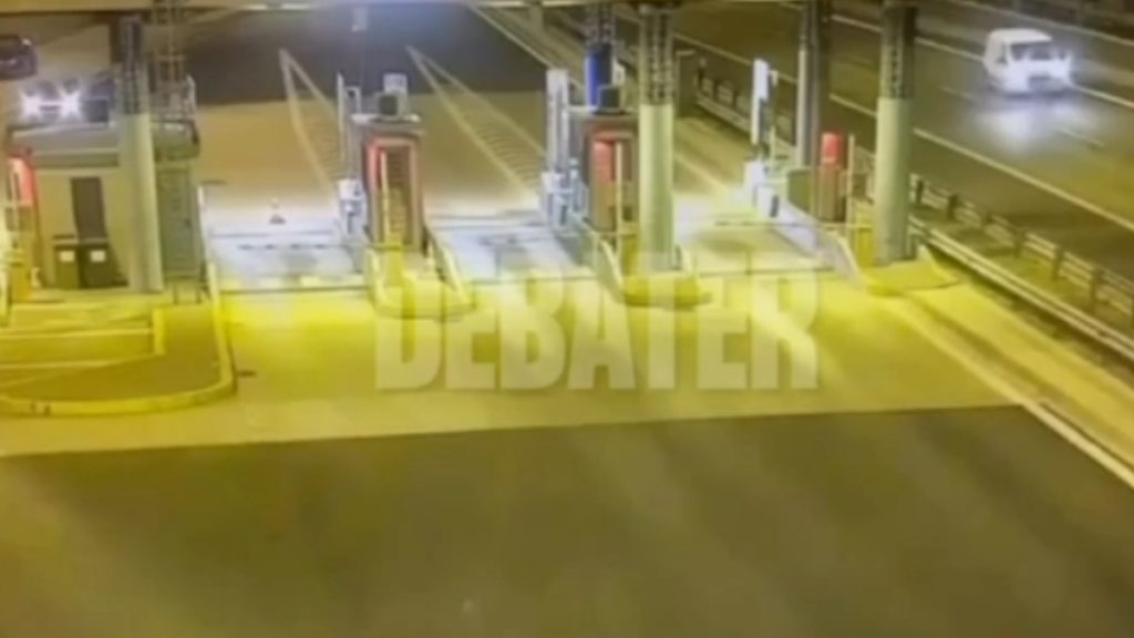 Κηφισιά: Πώς η χλιδάτη ζωή, τα ρούχα και τα τατουάζ «έκαψαν» τους δράστες της ληστείας με λεία 180.000 ευρώ (Εικόνες & Βίντεο)