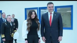 Κικίλιας στη συνάντηση με την Γκίλφοϊλ: «Συνεργασία με ΗΠΑ σε θέματα λιμενικών υποδομών, ναυτιλίας και ασφάλειας»