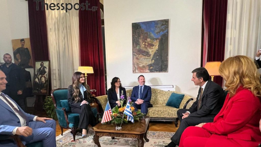 Στη Θεσσαλονίκη η Κίμπερλι Γκιλφόιλ: Συναντήθηκε με τον Κώστα Γκιουλέκα (Εικόνες & Βίντεο)