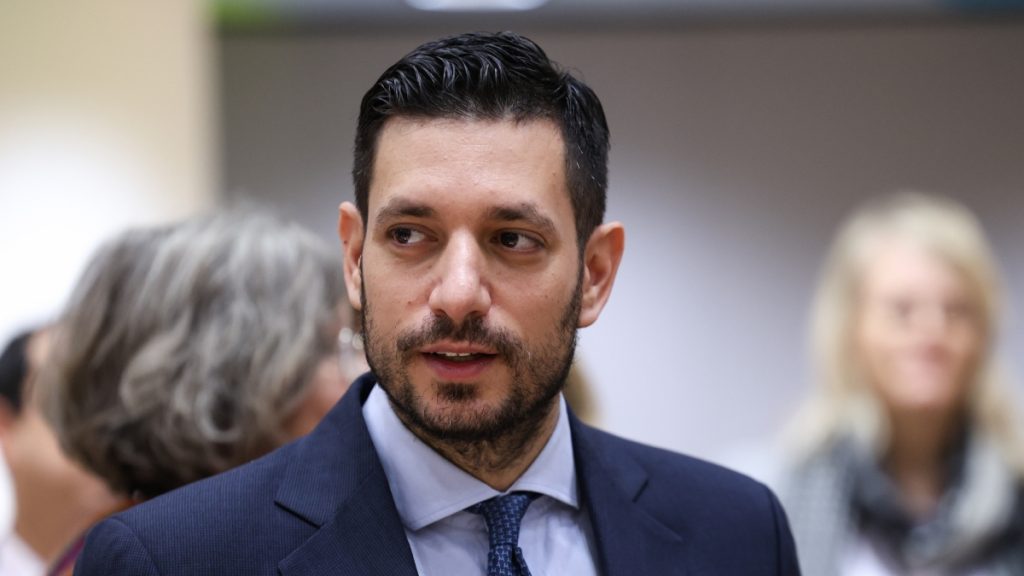 Κυρανάκης: «Αυστηρά πρόστιμα σε εταιρείες που πωλούν πατίνια εκτός προδιαγραφών»