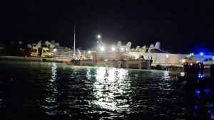 Με φορτηγό-ψυγείο μεταφέρθηκαν οι σοροί των μεταναστών στο νοσοκομείο