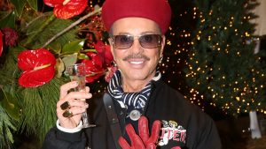 Λάκης Γαβαλάς: «Οι πιο χλιδάτες διακοπές ήταν μέσα στη φυλακή, έκανα Πρωτοχρονιά με παγιέτες»