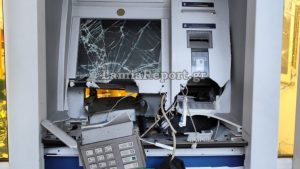 Ανατίναξαν ΑΤΜ στη Βοιωτία και άρπαξαν τα χρήματα από τις κασετίνες (φωτογραφίες)