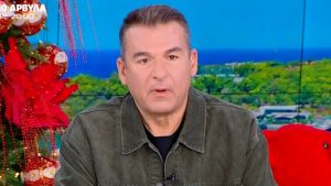 Γιώργος Λιάγκας για τον πασίγνωστο τραγουδιστή: «Δεν είναι ο Στέλιος Ρόκκος και δεν είναι από νησί»