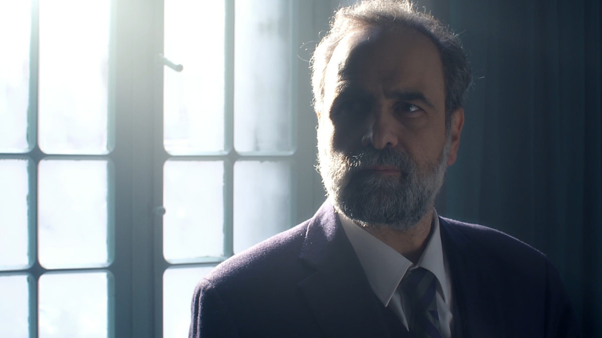 Άγιος Έρωτας – Τρίτη (16/12): Ο Μαρκόπουλος δηλώνει αθώος για τις κατηγορίες που τον βαραίνουν