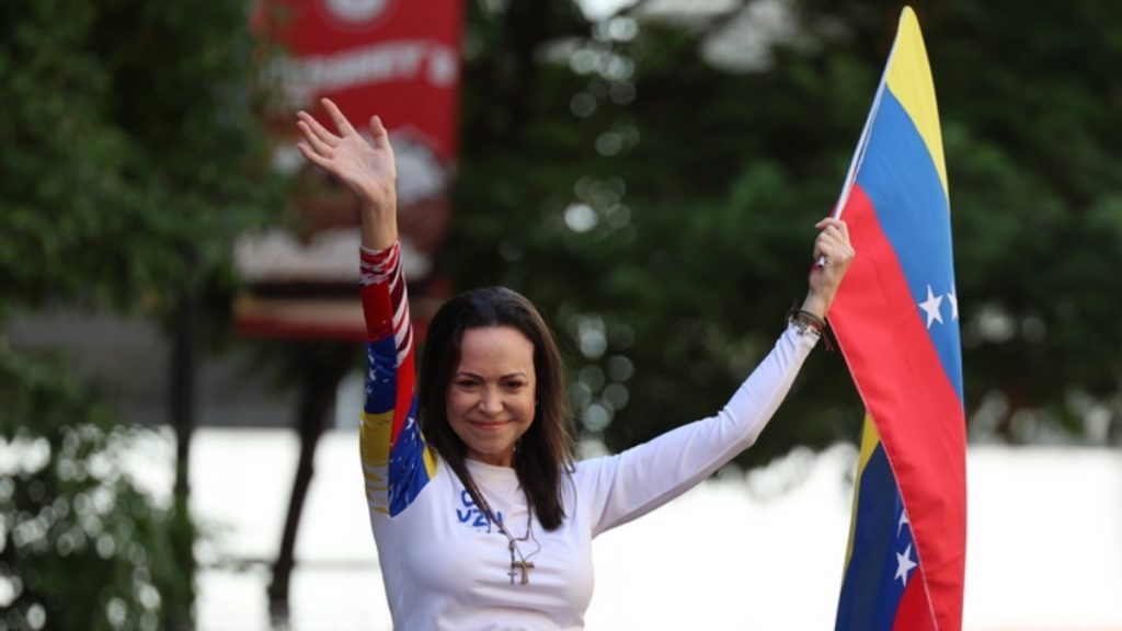 Η Ματσάδο θα παραστεί τελικά στην τελετή απονομής του Νόμπελ Ειρήνης στο Όσλο