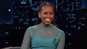 Μισέλ Ομπάμα: Εμφανίστηκε στη ζωντανή εκπομπή του Τζίμι Κίμελ πιο αδυνατισμένη από ποτέ (vid)