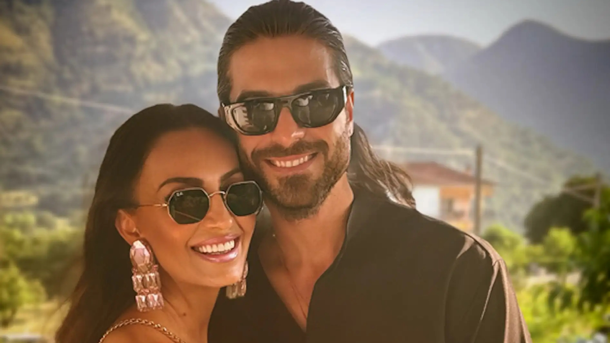 Άρης Μουγκοπέτρος: «Φοβάμαι να τον αφήνω μόνο του με τα παιδιά», καταγγέλλει η εν διαστάσει σύζυγός του