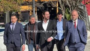 Άρης Μουγκοπέτρος: Στα δικαστήρια Τρίπολης μετά τη μήνυση της εν διαστάσει συζύγου του για ενδοοικογενειακή απειλή