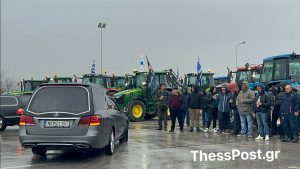 Στα Μάλγαρα έφτασαν… νεκροφόρες για να στηρίξουν τον αγώνα των αγροτών – Συμπαράσταση από γραφεία τελετών (βίντεο)
