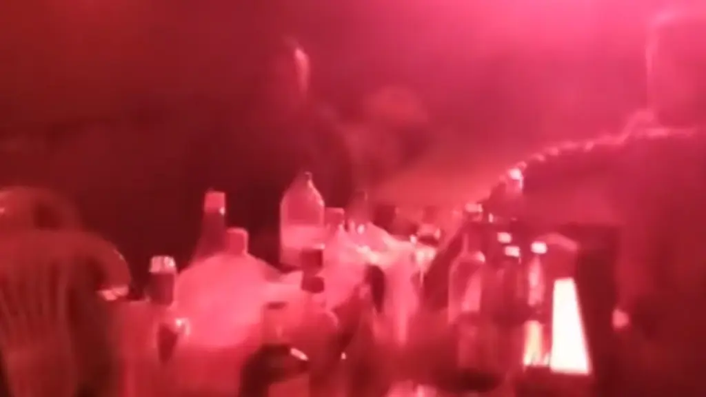 Αγρότες: Τα viral σκηνικά των μπλόκων – Τα αυτοσχέδια μπουζούκια σε φορτηγό και η τούρτα-έκπληξη σε αστυνομικό (βίντεο)