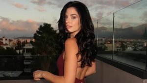 Χριστίνα Μπόμπα: Αποκάλυψε την πλαστική που θέλει να κάνει – «Θα αλλάξει η αυτοπεποίθησή μου»