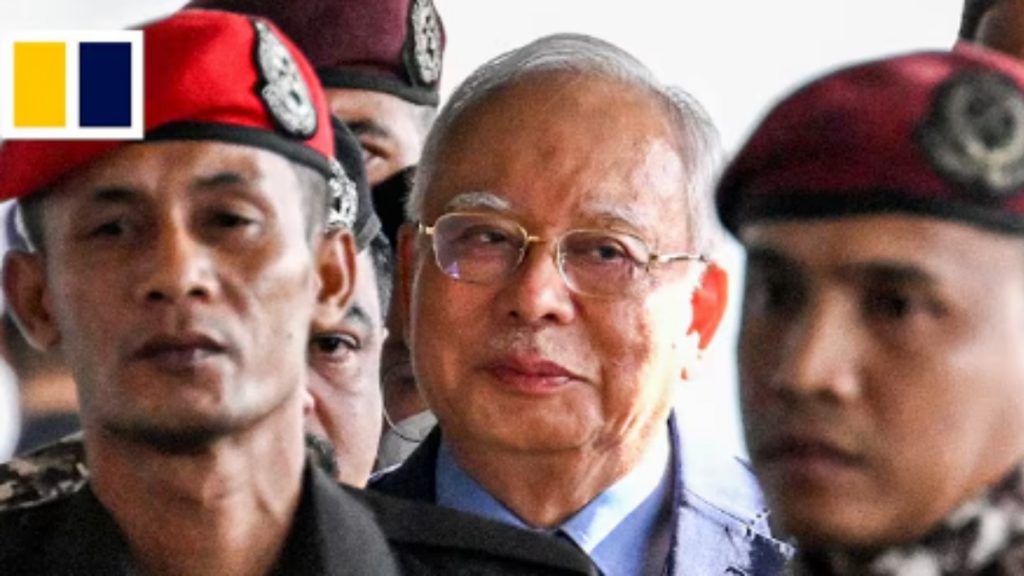 Μαλαισία: 15 χρόνια κάθειρξης για τον πρώην πρωθυπουργό Νατζίμπ Ραζάκ