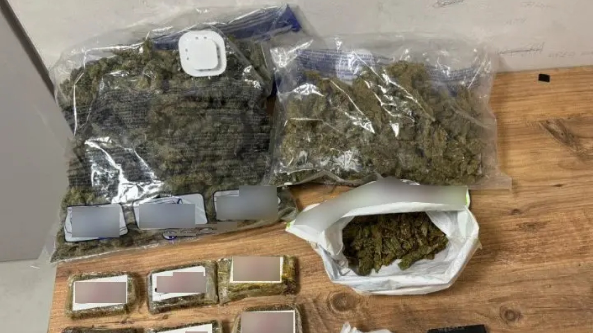 Νέα Ιωνία: Συνελήφθη 54χρονος που έκρυβε πάνω από 2 κιλά κάνναβης σε αποθήκη