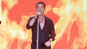 Νίκος Οικονομόπουλος: «Αν φτάσουμε να κρινόμαστε επειδή πιστεύουμε, τότε κάτι πάει λάθος στη χώρα»