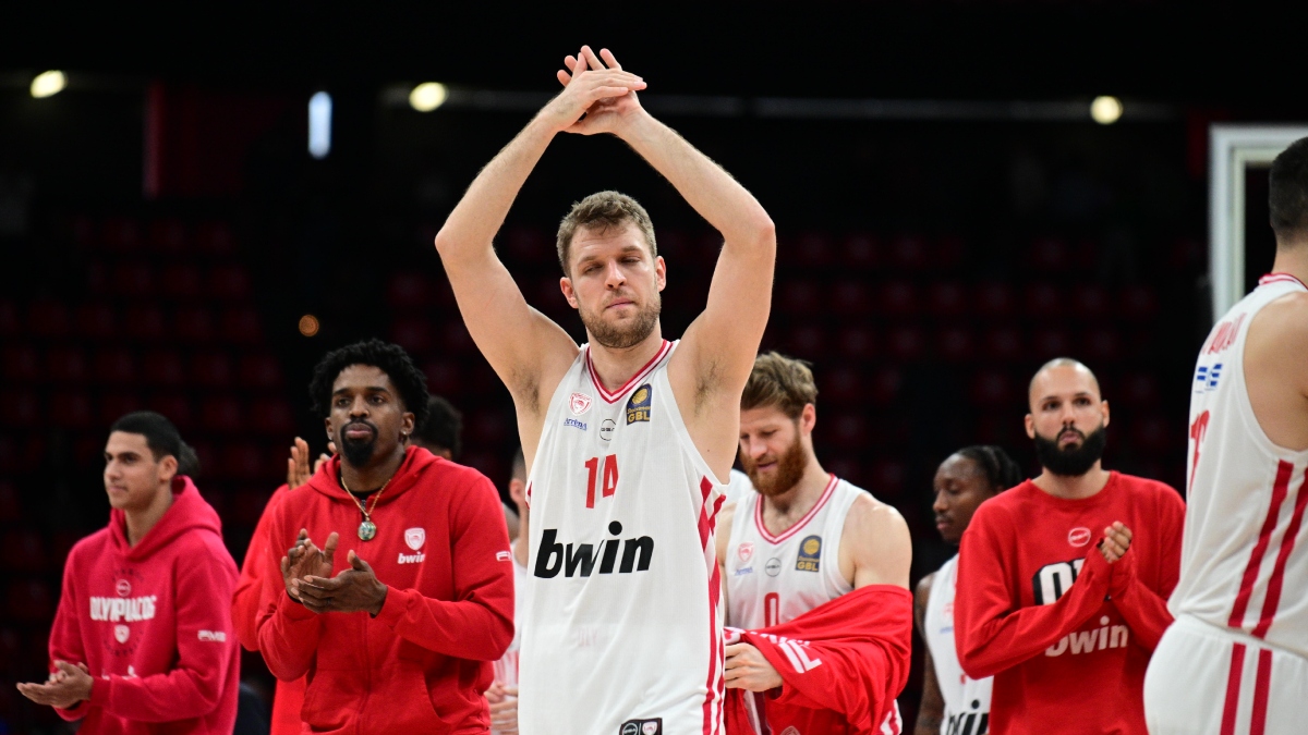 Ολυμπιακός – ΑΕΚ 100-93: Διατήρησαν το απόλυτο οι “ερυθρόλευκοι”, προσπάθησε η “Ένωση” των πολλών απουσιών