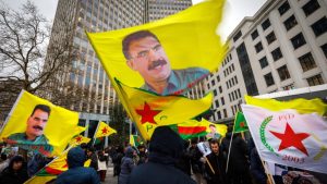 Κάλεσμα Οτσαλάν στην Τουρκία να διευκολύνει την επίτευξη συμφωνίας ανάμεσα στις Συριακές Δημοκρατικές Δυνάμεις και την Δαμασκό