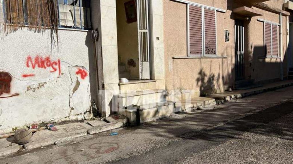 Πάτρα: Στο νοσοκομείο ανήλικος που έπεσε από μπαλκόνι