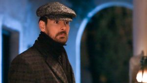 Grand Hotel (3/12): Ο Πέτρος φτάνει έξω από το ξενοδοχείο και μαθαίνει ότι η Αλίκη έχει εξαφανιστεί