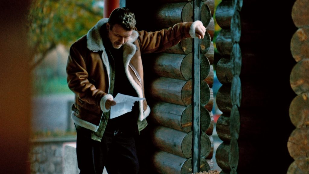 Γιάννης Πλούταρχος: Παρουσιάζει το κινηματογραφικής αισθητικής video clip του «Δε Γίνεται» (vid)