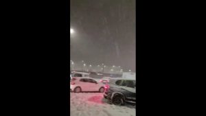 Χάος στους δρόμους της Πολωνίας: Χιονόπτωση και ουρές 20 χλμ Βαρσοβία–Γκντανσκ