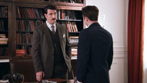 Grand Hotel (2/12): Ο Ρήγας διαβάζει το γράμμα στο οποίο ο Άρης κάνει ερωτική εξομολόγηση στην Αλίκη