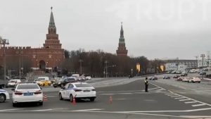 Στη Ρωσία ο Γουίτκοφ για τη συνάντηση με τον Πούτιν – “Ρωσική επιχείρηση επιρροής” καταγγέλλει ο Ζελένσκι (βίντεο)