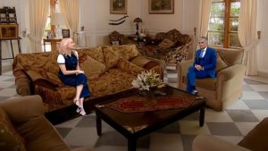 Παρά Πέντε Reunion: Η Σμαράγδα Καρύδη συνάντησε τον Νίκο Ευαγγελάτο στο σαλόνι της «Ντάλιας» (Βίντεο)