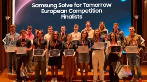 Solve for Tomorrow: Στο τελικό του ευρωπαϊκού διαγωνισμού η ελληνική Supervision με λύση για άτομα με οπτική αναπηρία