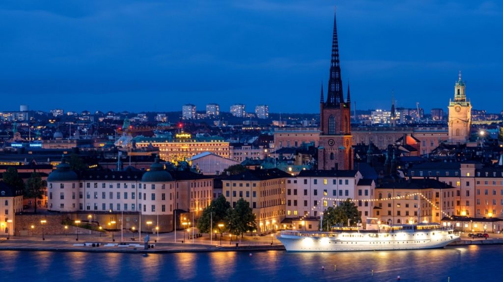 Στο σκοτάδι η Στοκχόλμη: Μόλις 30 λεπτά ήλιος τις πρώτες 15 ημέρες του Δεκεμβρίου