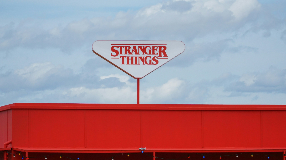 Stranger Things: Οι δημιουργοί της σειράς δίνουν οδηγίες για καλύτερη εμπειρία θέασης – Τι προτείνουν