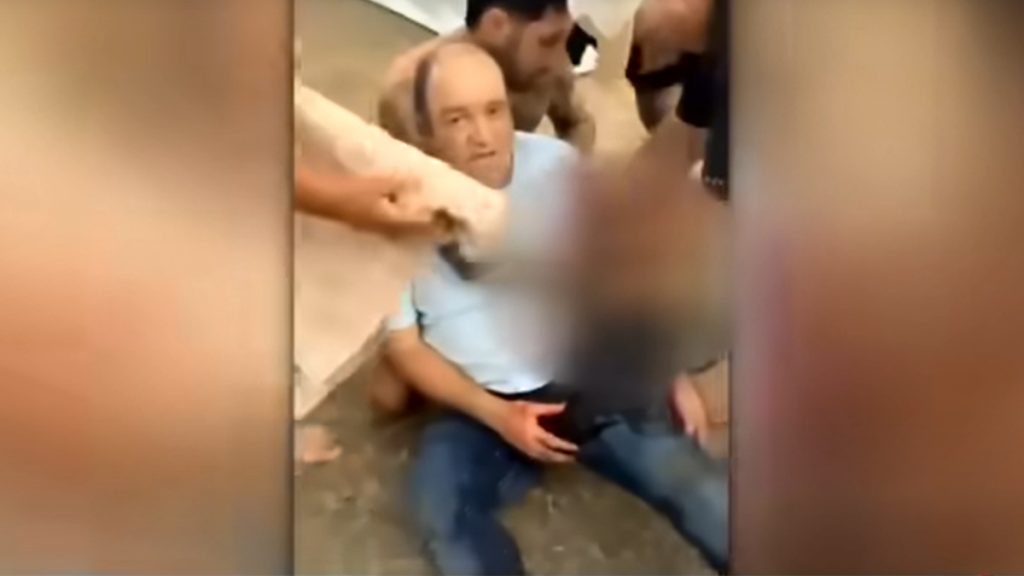 Σίδνεϊ: Αναρρώνει μετά από επέμβαση “ο ήρωας της παραλίας Μπόνταΐ” – Τραμπ: “Μεγάλος σεβασμός σε αυτόν τον άνθρωπο” (βίντεο)