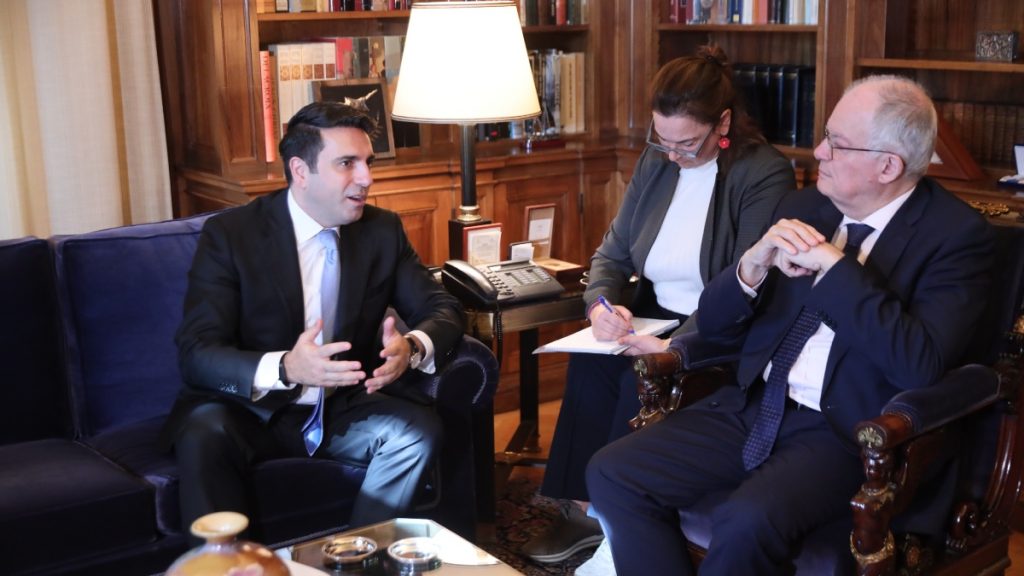 Τασούλας: Συνάντηση με τον Πρόεδρο της Εθνοσυνέλευσης της Αρμενίας Άλεν Σιμονιάν