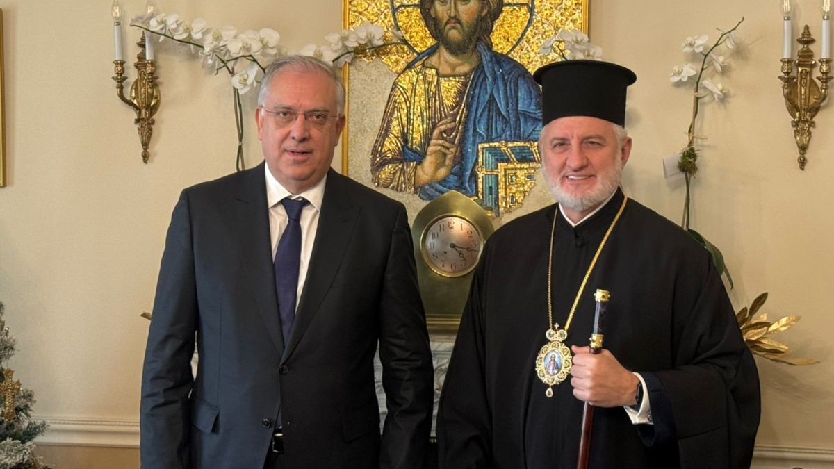 Τάκης Θεοδωρικάκος: Συναντήθηκε με τον Αρχιεπίσκοπο Αμερικής Ελπιδοφόρο