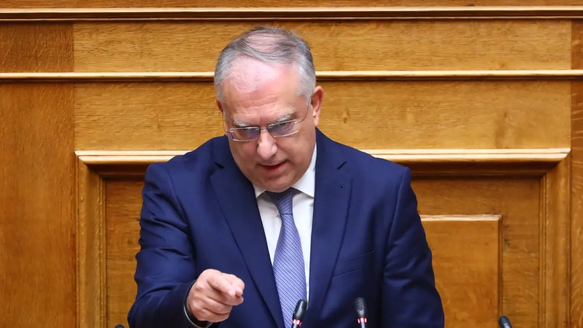 Τάκης Θεοδωρικάκος: Μας παγώνει όλους η τραγωδία με τους φιλάθλους του ΠΑΟΚ