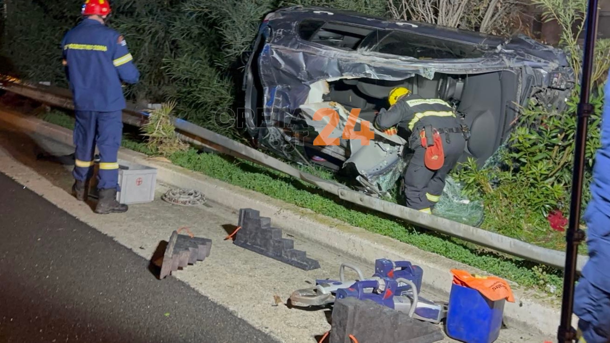 Ηράκλειο: Αυτοκίνητο τούμπαρε στον ΒΟΑΚ – Εγκλωβίστηκε ο οδηγός (Εικόνες)