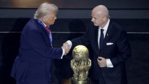 Παγκόσμιο Κύπελλο 2026: H FIFA έδωσε το βραβείο Ειρήνης στον Ντόναλντ Τραμπ
