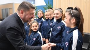 Χαρδαλιάς: «Η Πρωτοχρονιά μας βρίσκει γύρω από την παράδοση, την ανθρώπινη ζεστασιά και την ελπίδα για το αύριο»