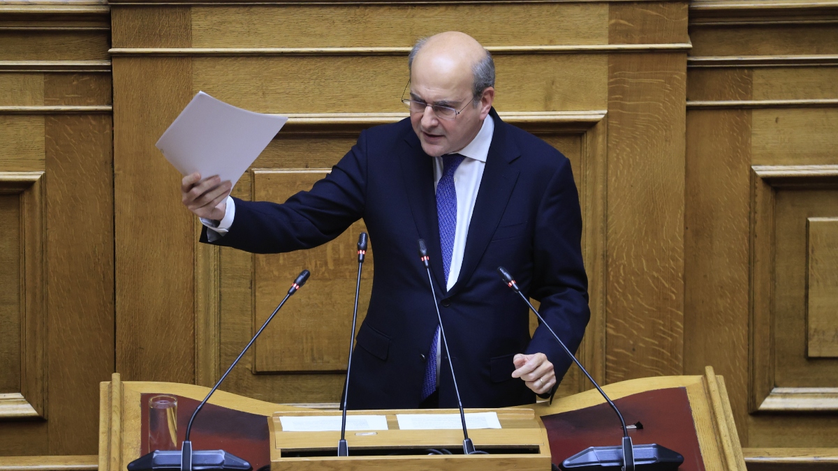 Κωστής Χατζηδάκης: Επιπλέον πακέτο στήριξης στους αγρότες – 600 εκατομμύρια ευρώ έως το τέλος του έτους