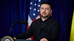 Συνάντηση Τραμπ – Ζελένσκι στην Φλόριντα: Οι αντιδράσεις του Ουκρανού προέδρου που… έσπασε το “poker face” του (βίντεο)