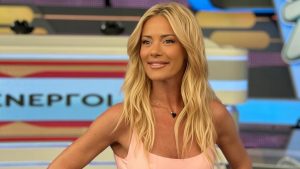 Ζέτα Μακρυπούλια: «Έχω περάσει κρίσεις ηλικίας με διάφορους τρόπους – Είναι μια εσωτερική δοκιμασία»