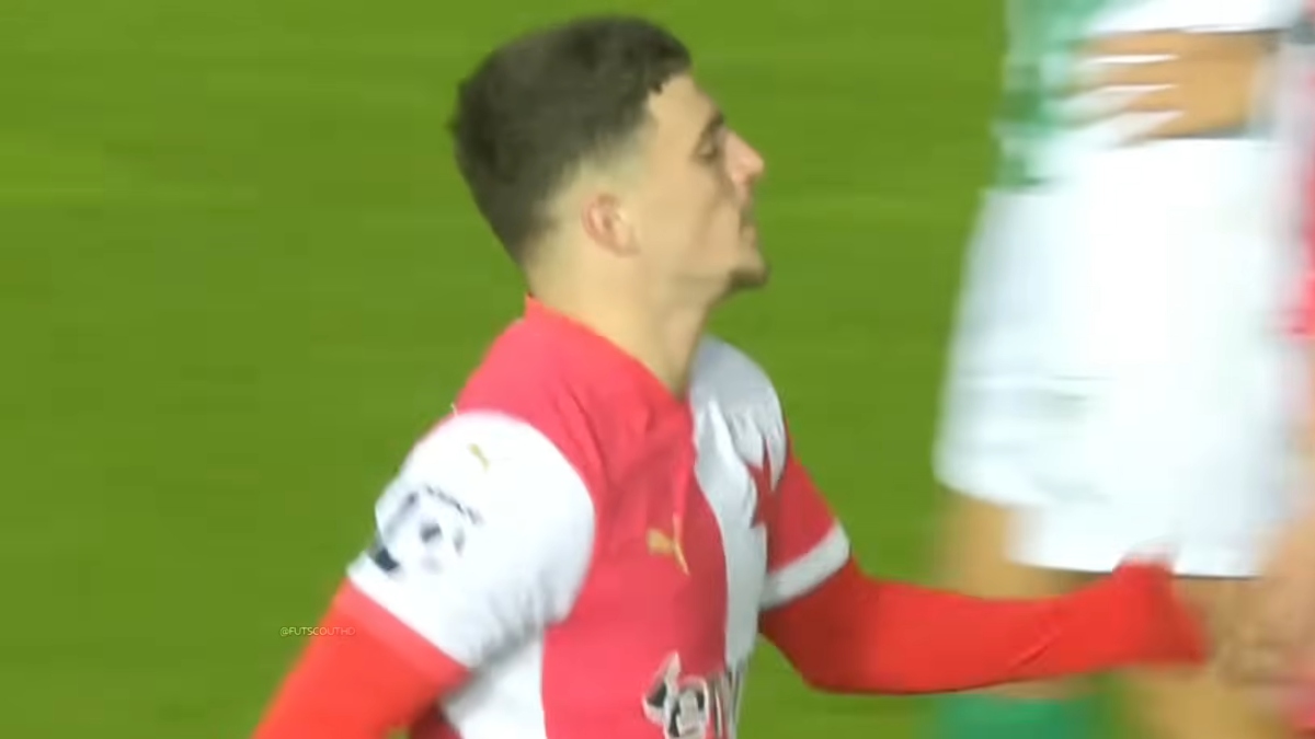 Χρήστος Ζαφείρης: Το βίντεο-αφιέρωμα για τον Έλληνα από τη Σλάβια Πράγας (βίντεο)