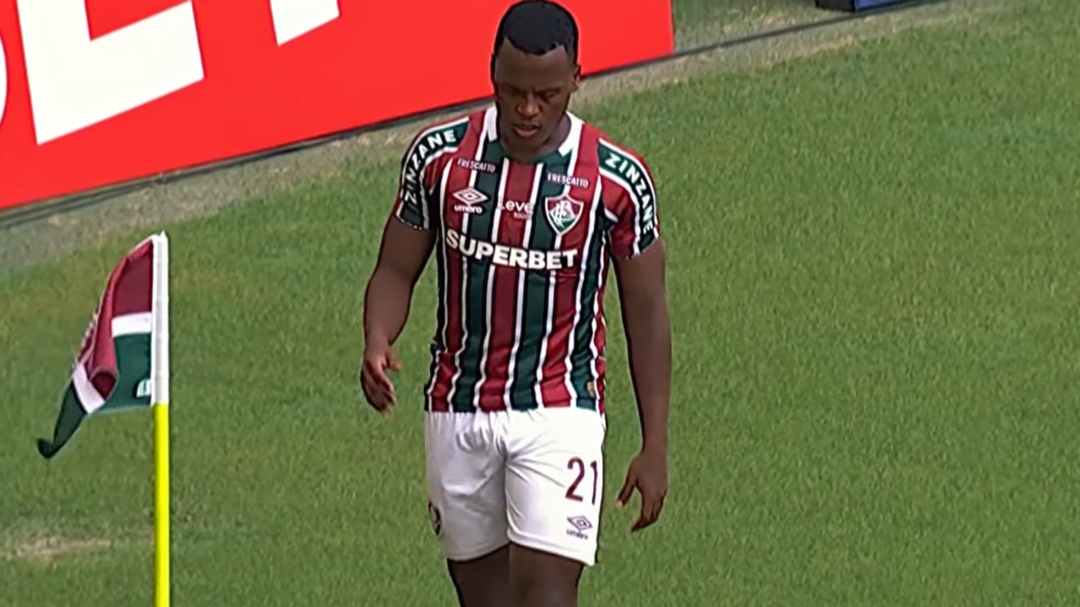 Ολυμπιακός: Εξετάζει την περίπτωση του Τζον Αρίας