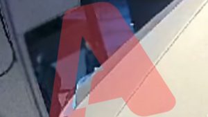 Πάτρα: Βίντεο ντοκουμέντο καταγράφει τη 16χρονη Λόρα που αγνοείται να συνομιλεί με «ύποπτο άνδρα»