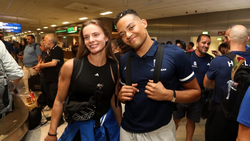 Εμμανουήλ Καραλής και Ελίνα Τζένγκο: Κορυφαίοι της χρονίας στην ψηφοφορία του ΣΕΓΑΣ για το 2025