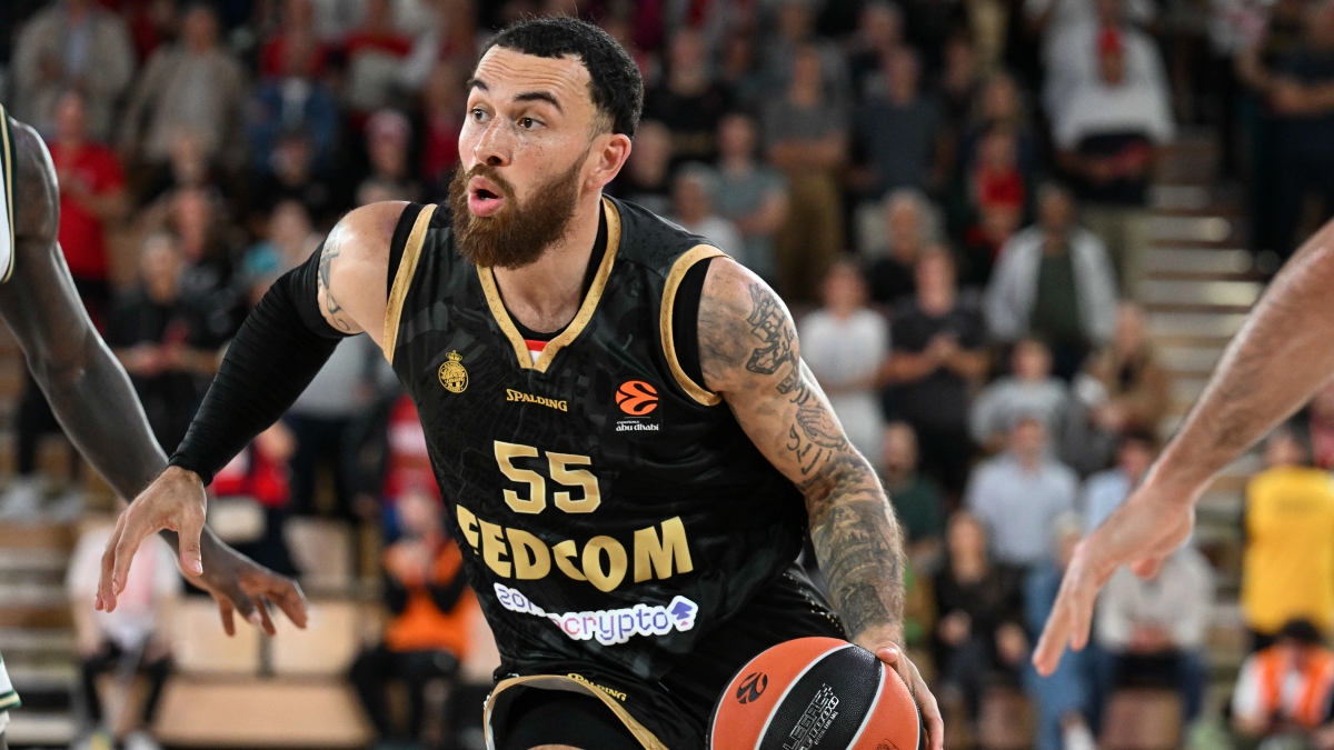 Μάικ Τζέιμς: Μένει ελεύθερος το καλοκαίρι από την Μονακό