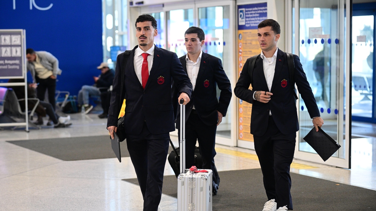 Ολυμπιακός: Αναχώρησε για Άμστερνταμ η ομάδα των Πειραιωτών
